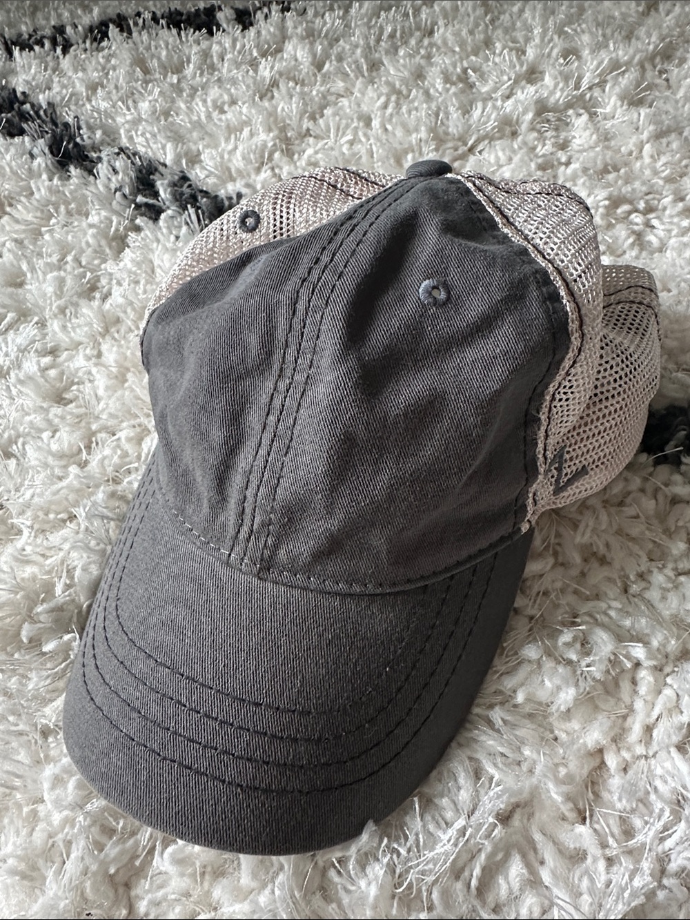Zephyr Men's Gray and Beige Mesh Trucker Baseball Cap